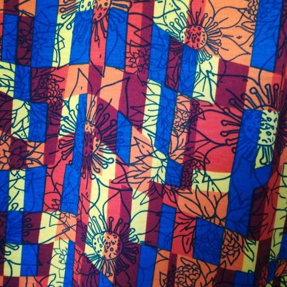 Lularoe Randy - size small - Picture 4 of 4